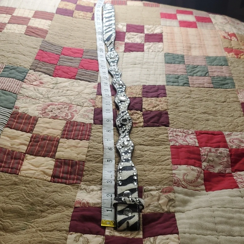 Nacona Black & White Zibra Belt size 26